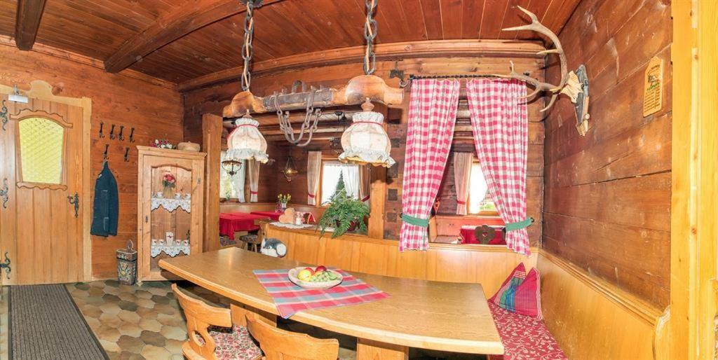 Almstueberl - Schiestl'S Ferienhuetten Mayrhofen Exterior photo